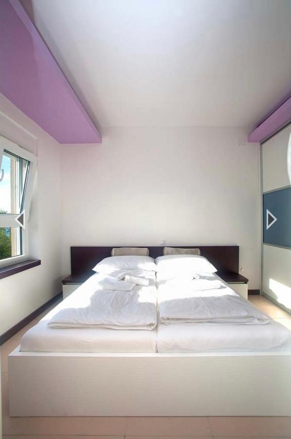 Daska Apartmani Nijvice Zewnętrze zdjęcie