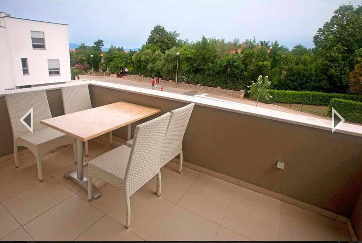 Daska Apartmani Nijvice Zewnętrze zdjęcie